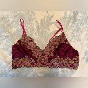 Size small urban outfitters pink bralette